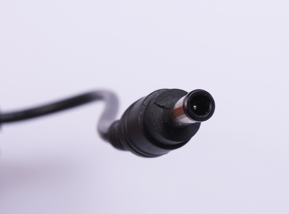 punjac-za-laptop-samsung-19v-474a5530-4270